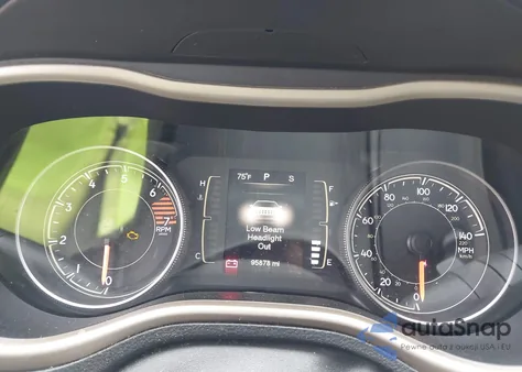 2016 Jeep Cherokee Latitude из США, поврежденный, VIN 1C4PJMCB7GW130591